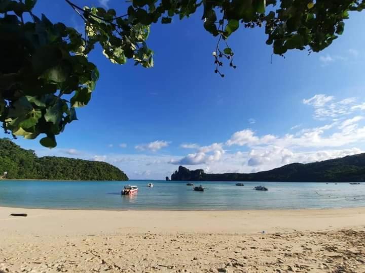 Dalum Beachhouse Islas Phi Phi Exterior foto