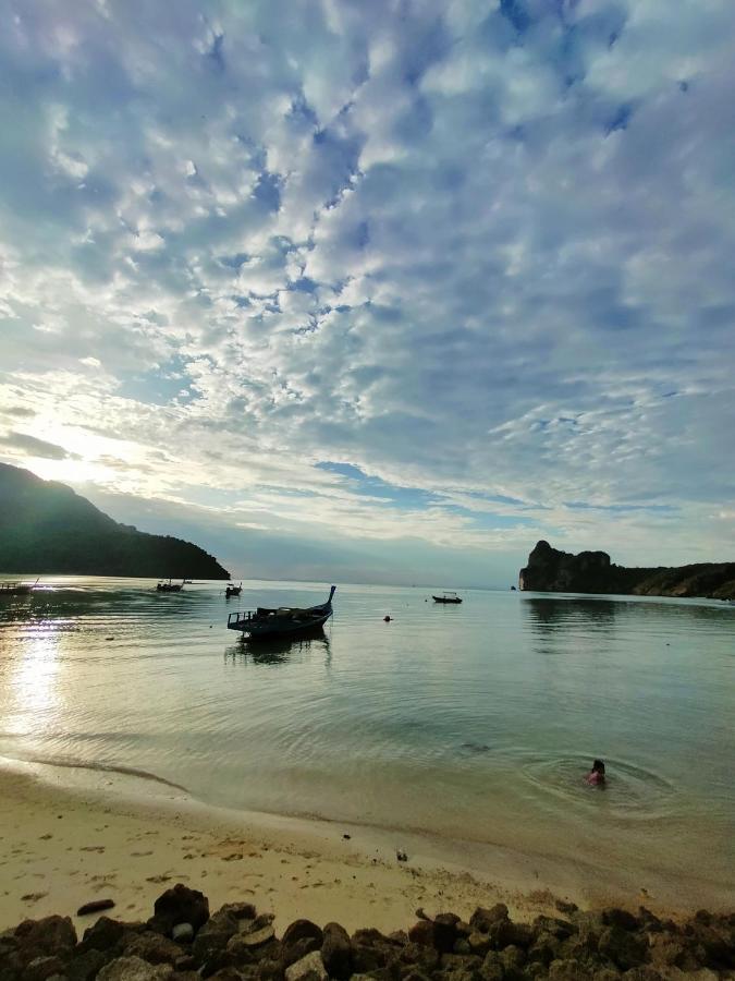 Dalum Beachhouse Islas Phi Phi Exterior foto